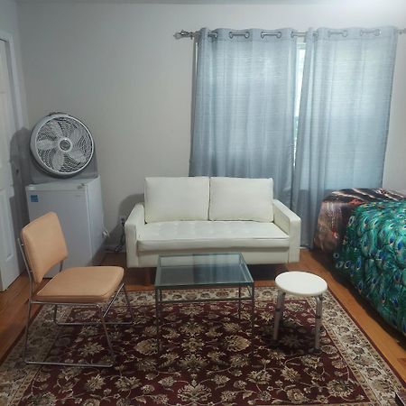 Cosy Bedroom 12Mins To Airport Prudential Njit Umdj Penn Station Newark Exterior photo